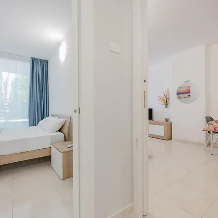 Apartament Vacanze Mimose *