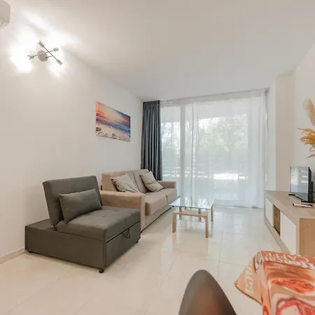 Vacanze Mimose ארקליאה מארה